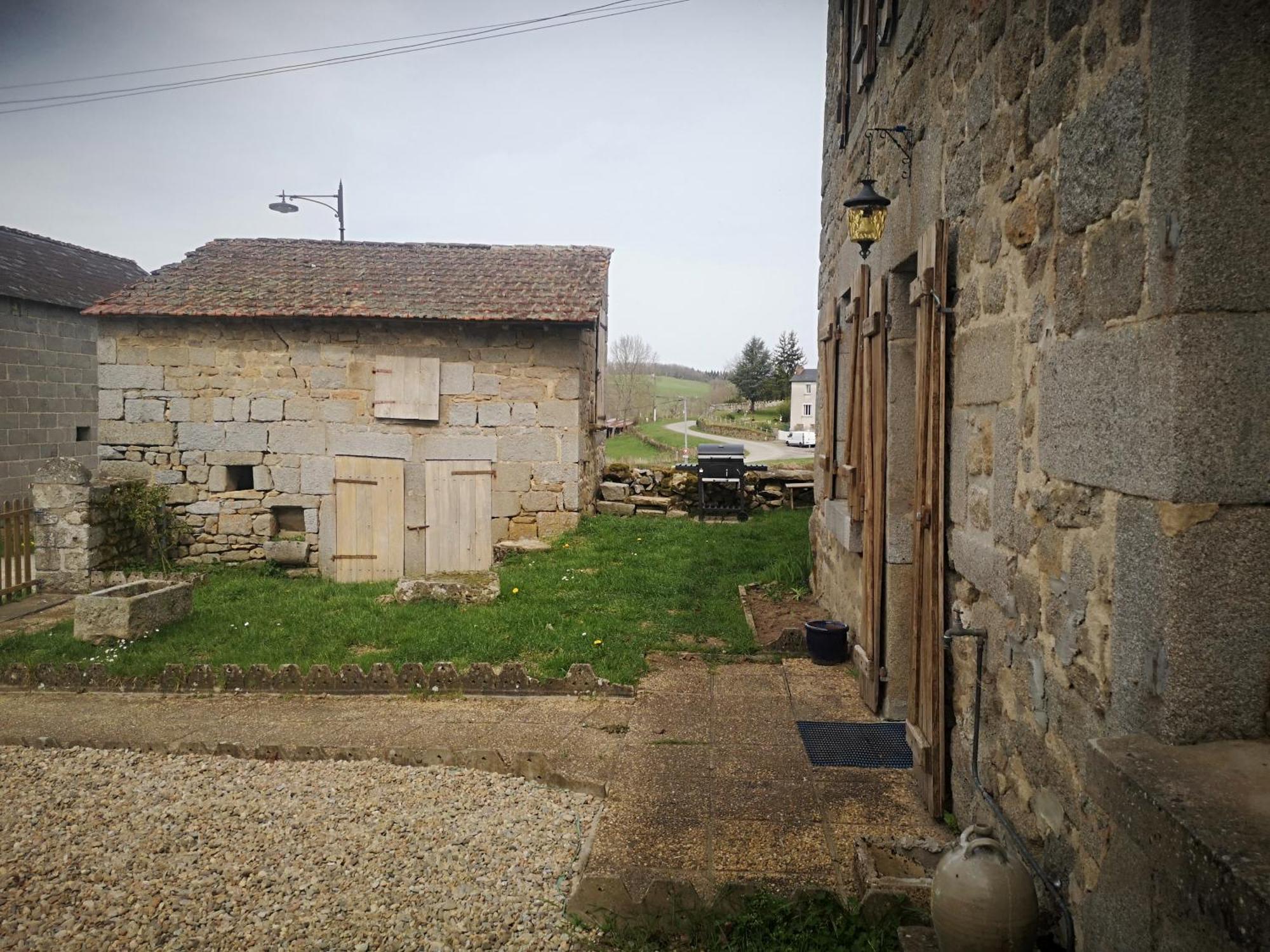 Chez Ludivine Holiday home Lupersat