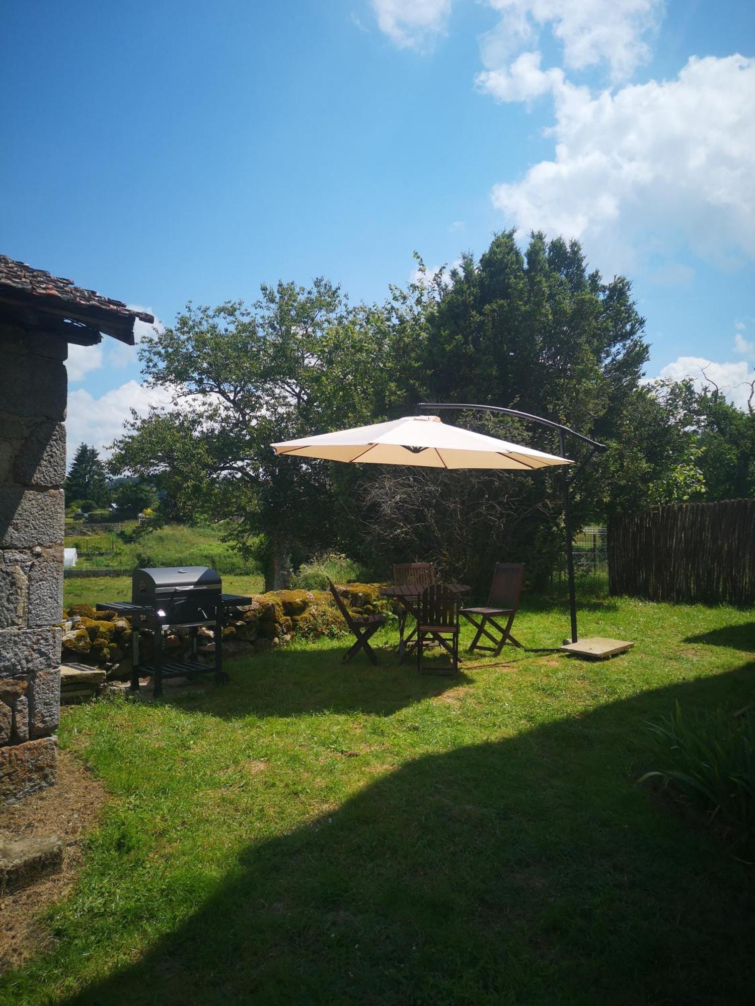 Chez Ludivine Holiday home Lupersat